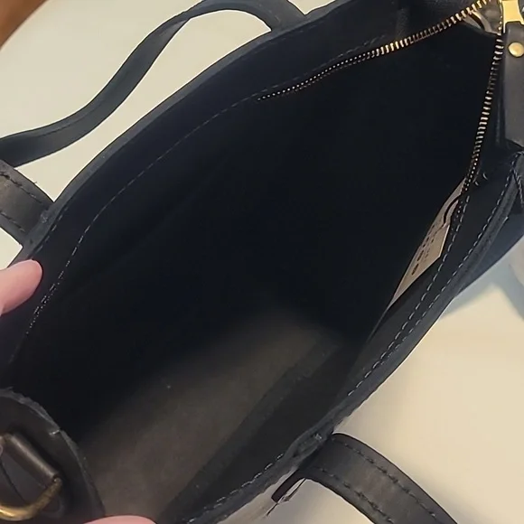 Portland Leather Black Tote - Picture 7 of 8